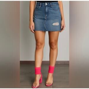 Woman’s Call It Spring Pink Chunky Heels Size 10